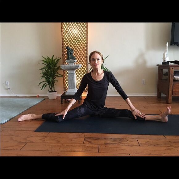 Resellers Deluxe Mystery  Box! Exclusive Edition 8-11 mixed sized premium items - Picture 14 of 16